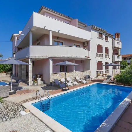 Romantika - Roj107 By Interhome * Rovinj