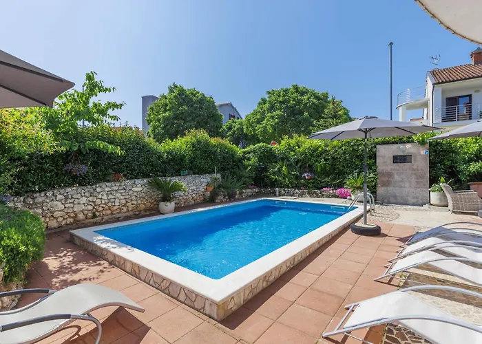 아파트 Romantika-2 By Interhome 로비니