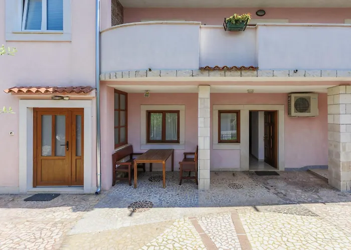 아파트 Romantika-2 By Interhome 로비니